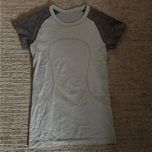 Lululemon Swiftly Gray Top 6